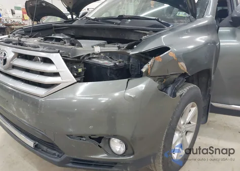 2013 Toyota Highlander Se V6 from USA, damaged, VIN 5TDBK3EH4DS268457